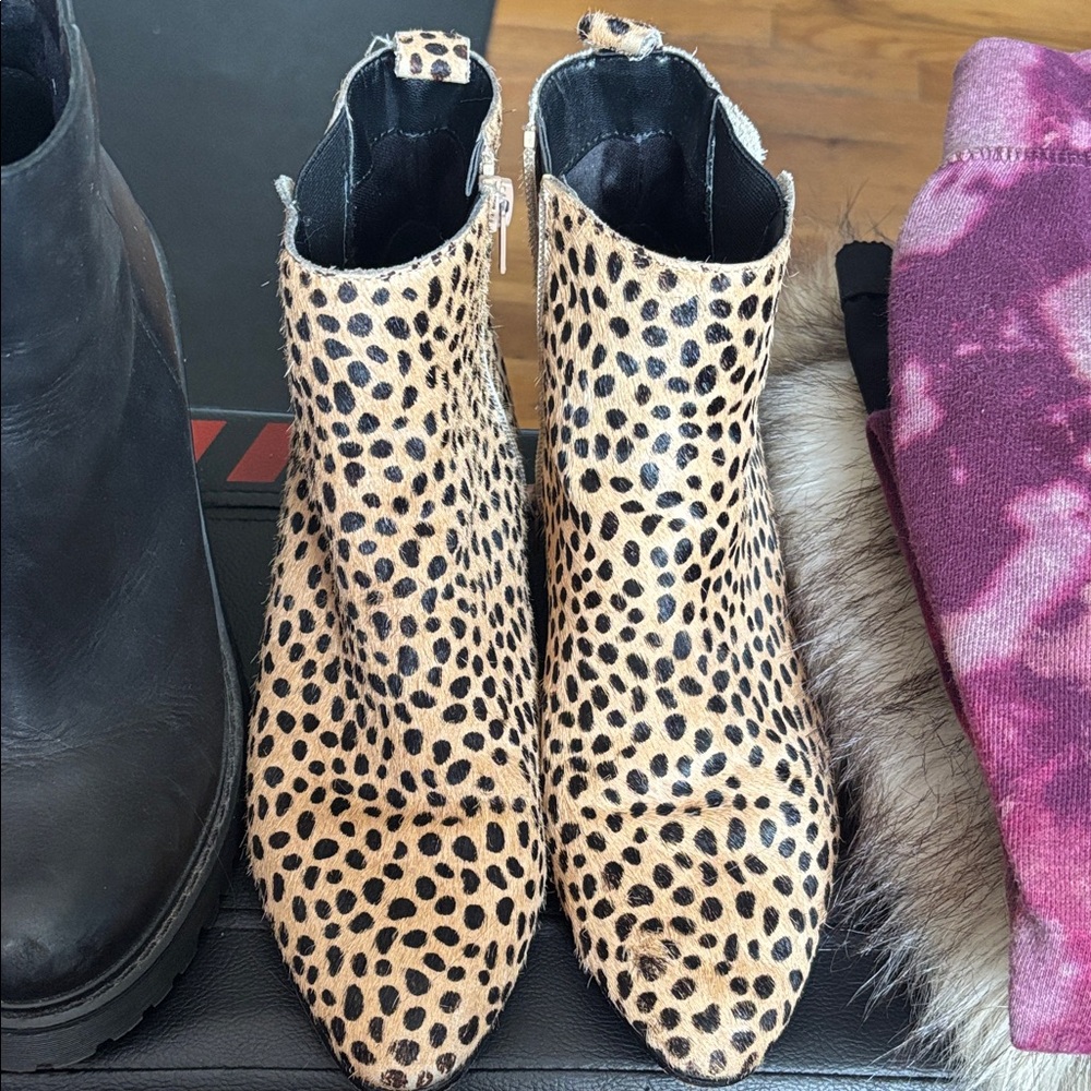 GAP Leopard Print Ankle Booties